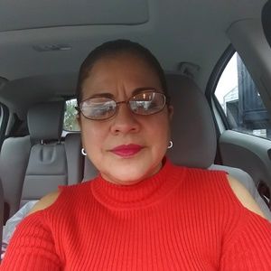 Meet your Posher, Sandra